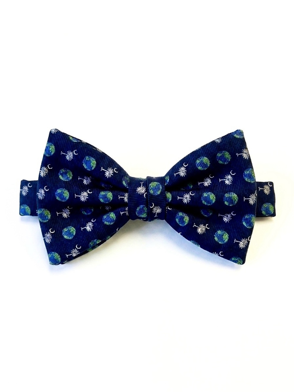 Ben Silver Charleston SC Palmetto Tree Moon Navy Silk Bow Tie Earth Globe
